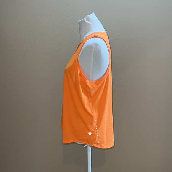 Lululemon Tank - Picture 3 of 6